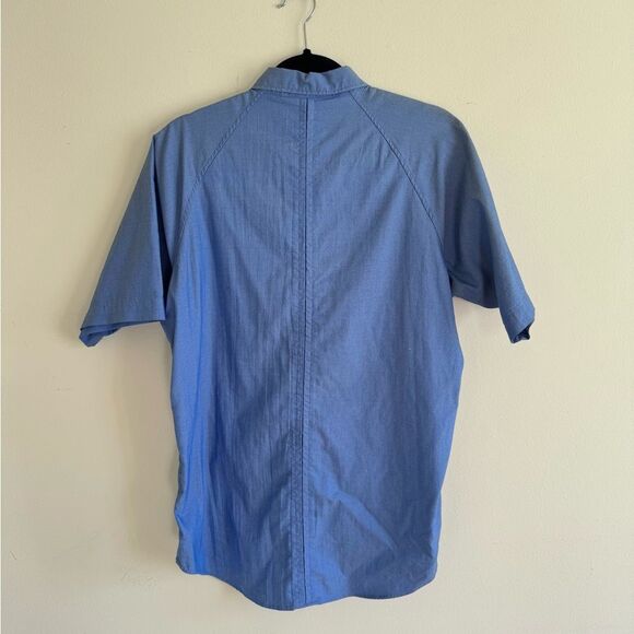 Levi’s Men's Blue Short Sleeve Casual Button Down Shirt - Picture 2 of 3